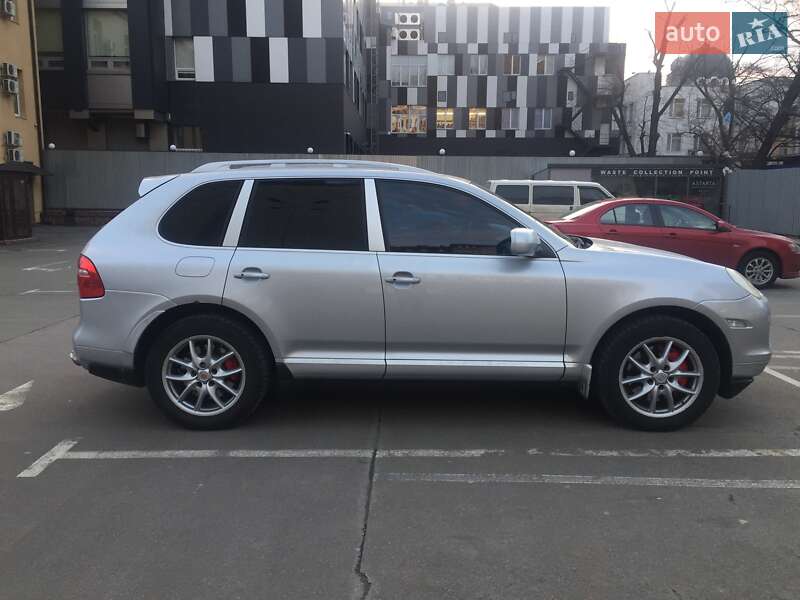 Внедорожник / Кроссовер Porsche Cayenne 2007 в Киеве