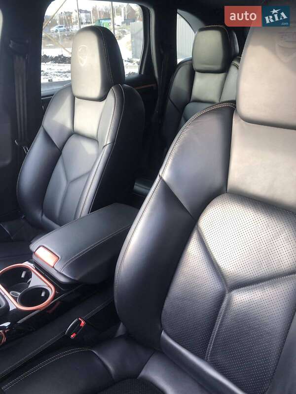 Внедорожник / Кроссовер Porsche Cayenne 2016 в Львове