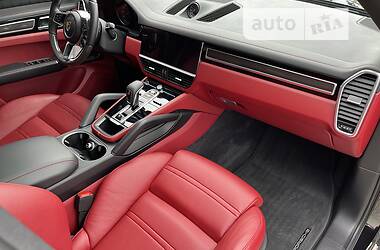 Внедорожник / Кроссовер Porsche Cayenne 2019 в 