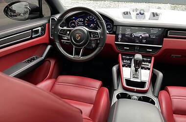 Внедорожник / Кроссовер Porsche Cayenne 2019 в 