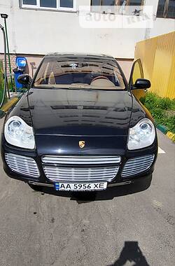 Позашляховик / Кросовер Porsche Cayenne 2006 в Києві