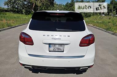 Внедорожник / Кроссовер Porsche Cayenne 2013 в Днепре