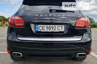 Внедорожник / Кроссовер Porsche Cayenne 2012 в Черновцах