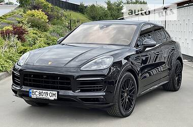 Внедорожник / Кроссовер Porsche Cayenne 2019 в 