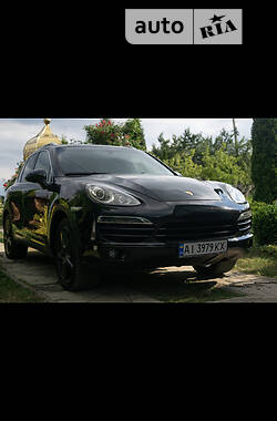 Позашляховик / Кросовер Porsche Cayenne 2010 в Івано-Франківську