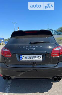 Внедорожник / Кроссовер Porsche Cayenne 2012 в Днепре