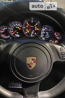 Внедорожник / Кроссовер Porsche Cayenne 2014 в Днепре