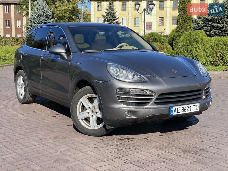 Позашляховик / Кросовер Porsche Cayenne 2012 в Дніпрі