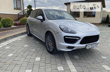 Позашляховик / Кросовер Porsche Cayenne 2013 в Львові