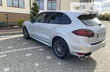 Внедорожник / Кроссовер Porsche Cayenne 2013 в Харькове