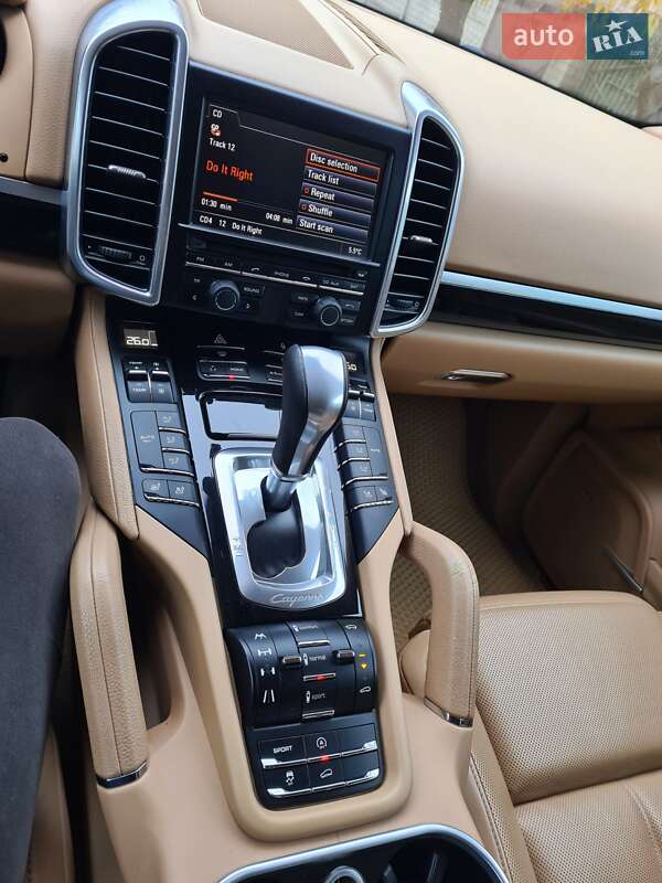 Внедорожник / Кроссовер Porsche Cayenne 2012 в Херсоне фото 9 Внедорожник / Кроссовер Porsche Cayenne 2012 в Херсоне
