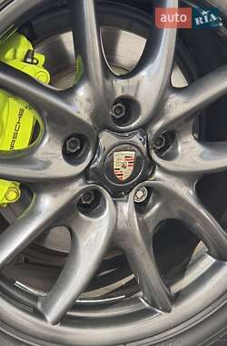 Внедорожник / Кроссовер Porsche Cayenne 2015 в Черновцах