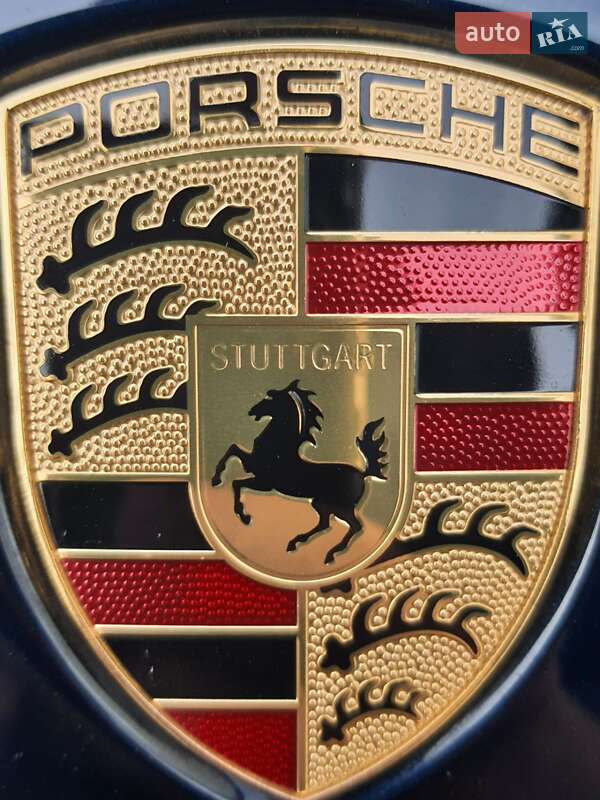 Внедорожник / Кроссовер Porsche Cayenne 2015 в Черновцах