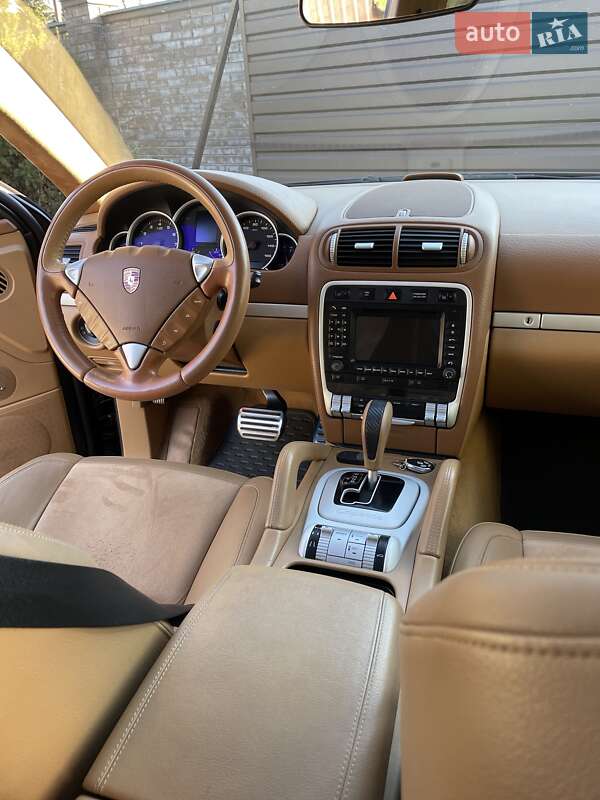 Внедорожник / Кроссовер Porsche Cayenne 2008 в 