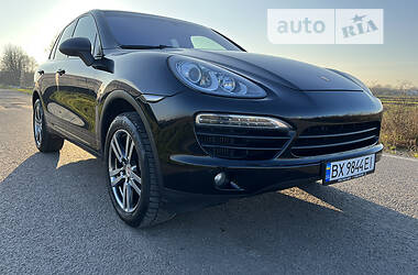 Внедорожник / Кроссовер Porsche Cayenne 2012 в Подволочиске