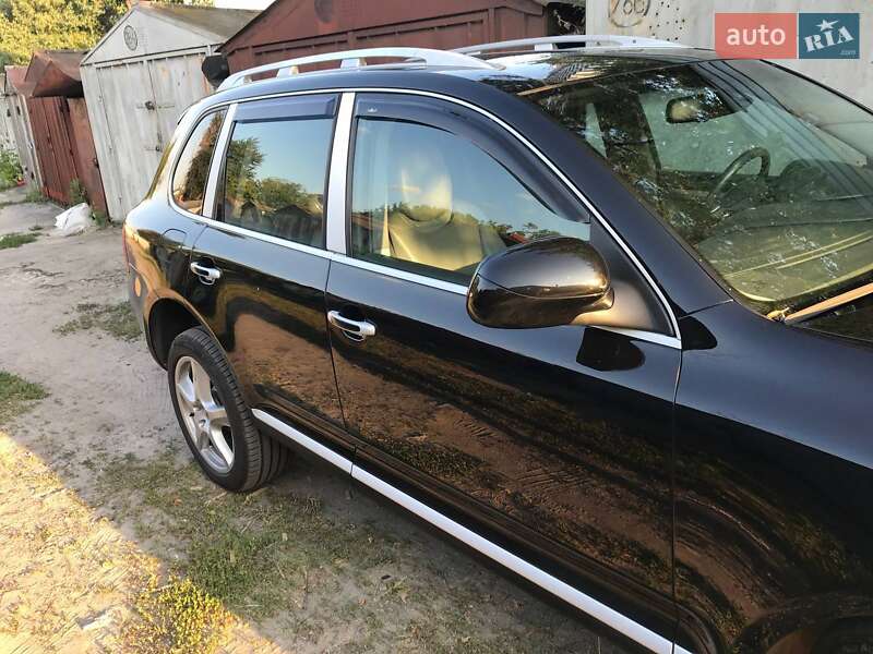 Позашляховик / Кросовер Porsche Cayenne 2004 в Києві