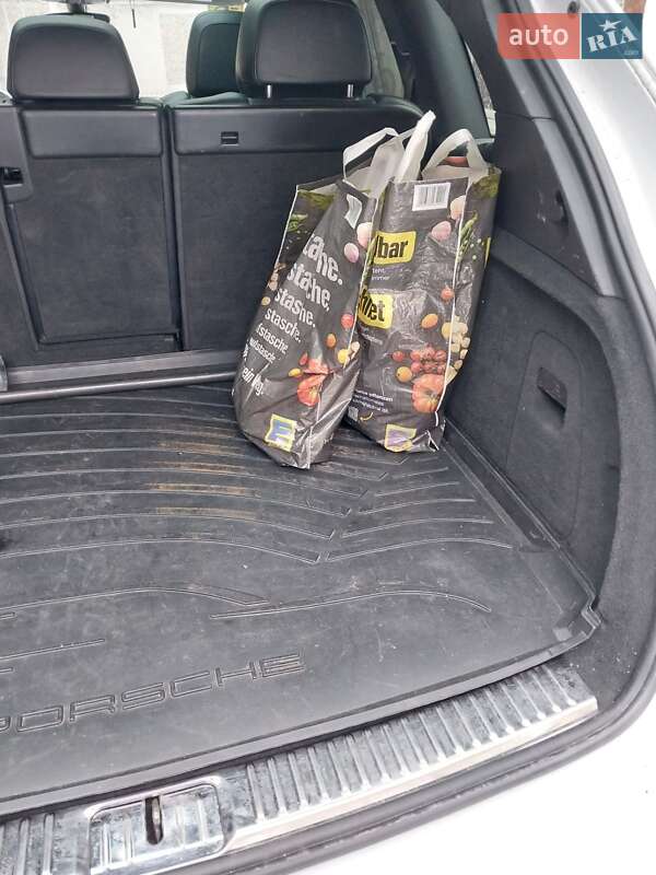 Позашляховик / Кросовер Porsche Cayenne 2012 в Львові фото 10 Позашляховик / Кросовер Porsche Cayenne 2012 в Львові