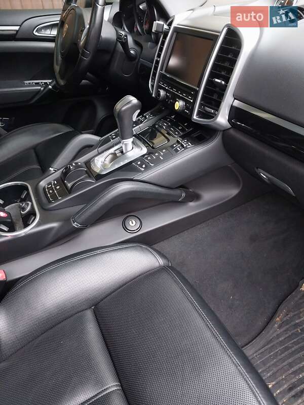Позашляховик / Кросовер Porsche Cayenne 2012 в Львові фото 11 Позашляховик / Кросовер Porsche Cayenne 2012 в Львові