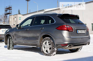 Внедорожник / Кроссовер Porsche Cayenne 2013 в Львове