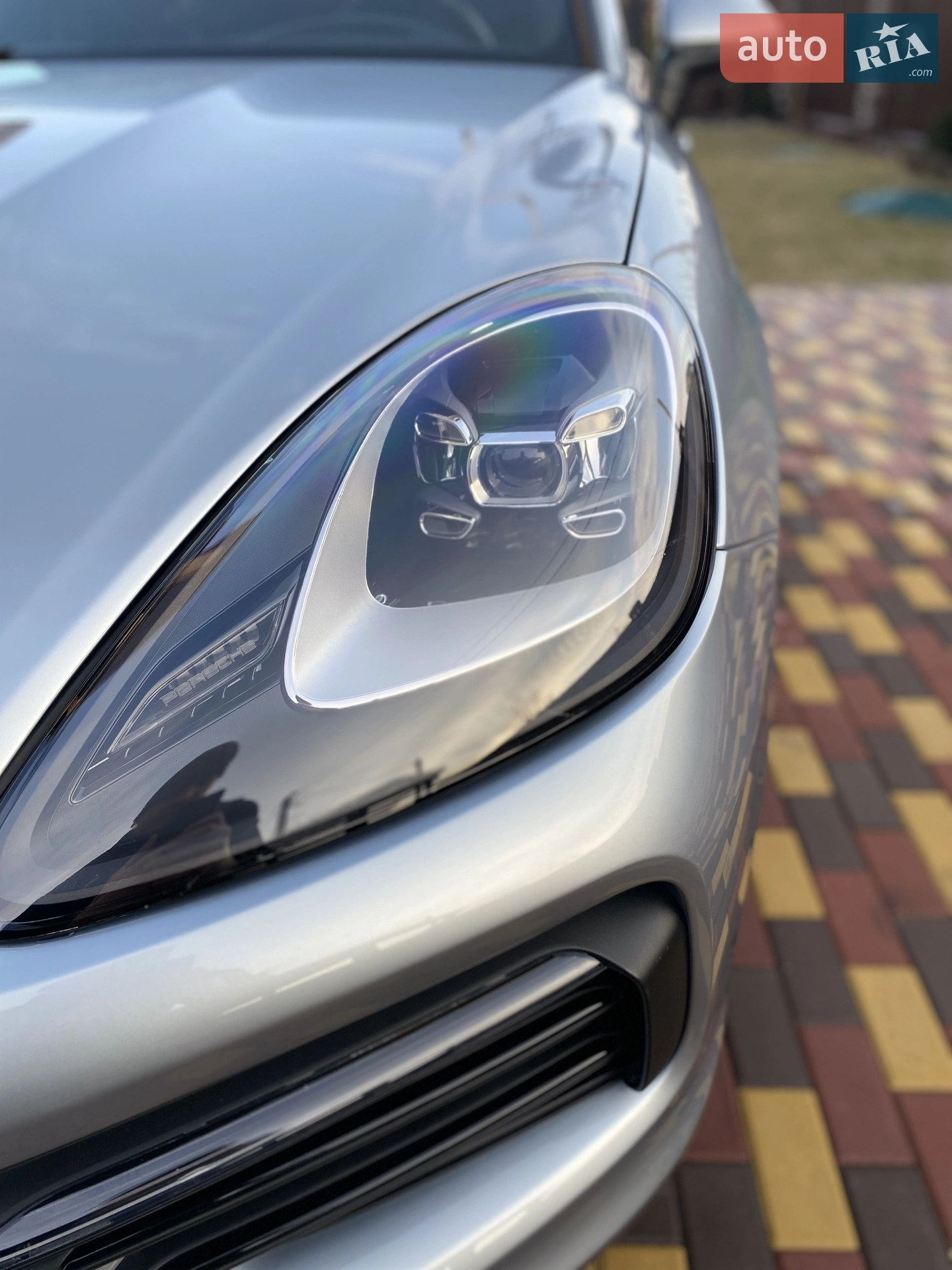 2020 Porsche Cayenne - мініатюра 16