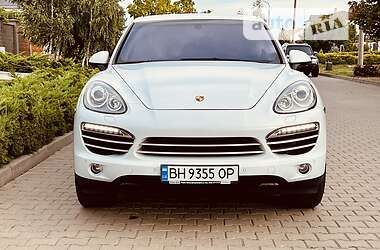 Позашляховик / Кросовер Porsche Cayenne 2014 в Одесі