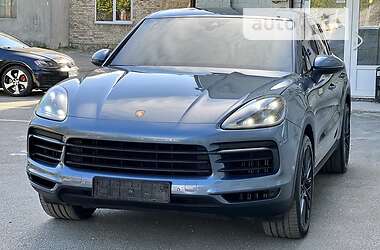 Позашляховик / Кросовер Porsche Cayenne 2017 в 