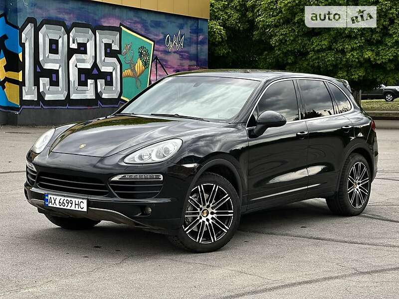 Позашляховик / Кросовер Porsche Cayenne 2013 в Харкові