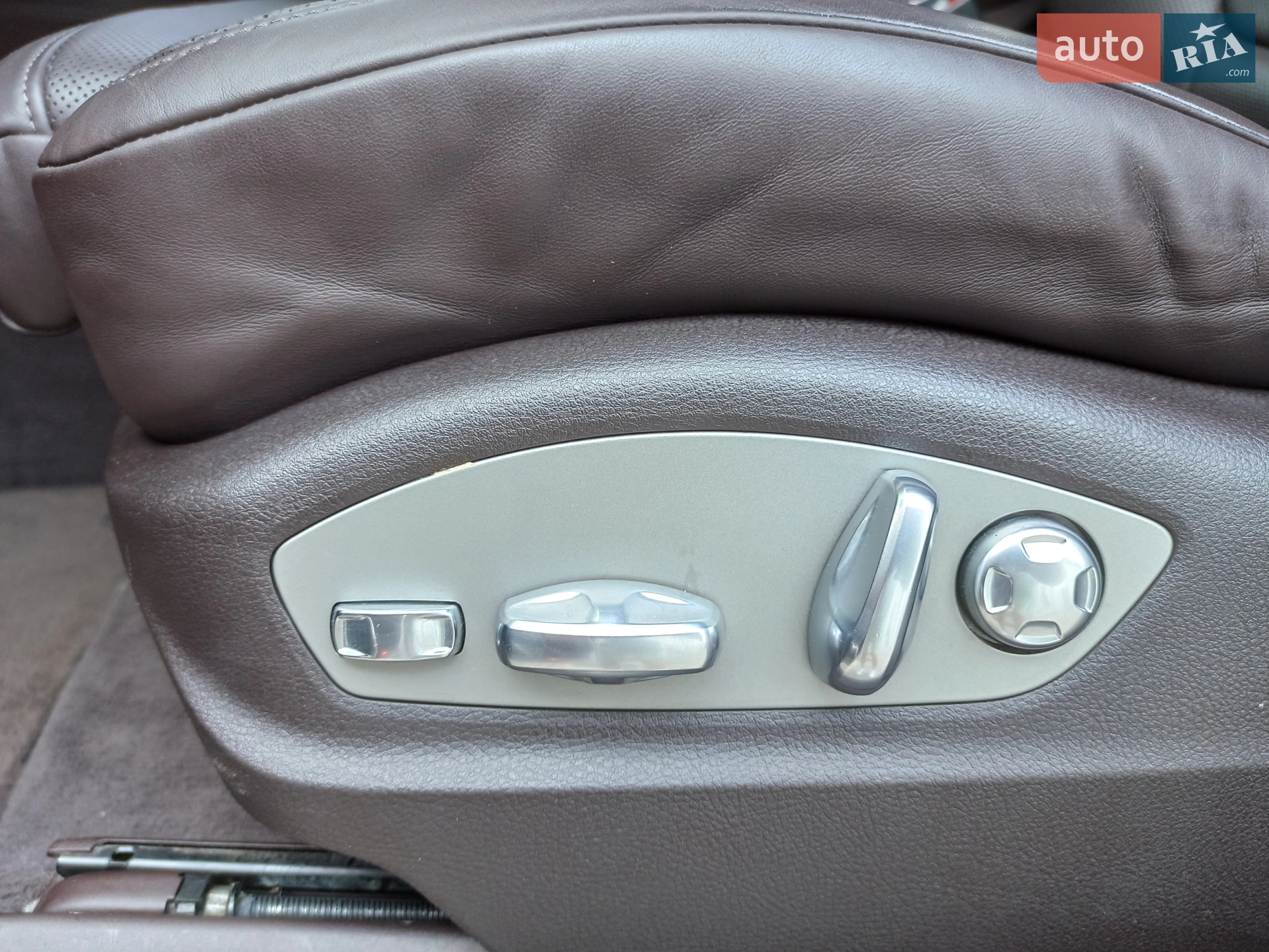 2012 Porsche Cayenne - мініатюра 12