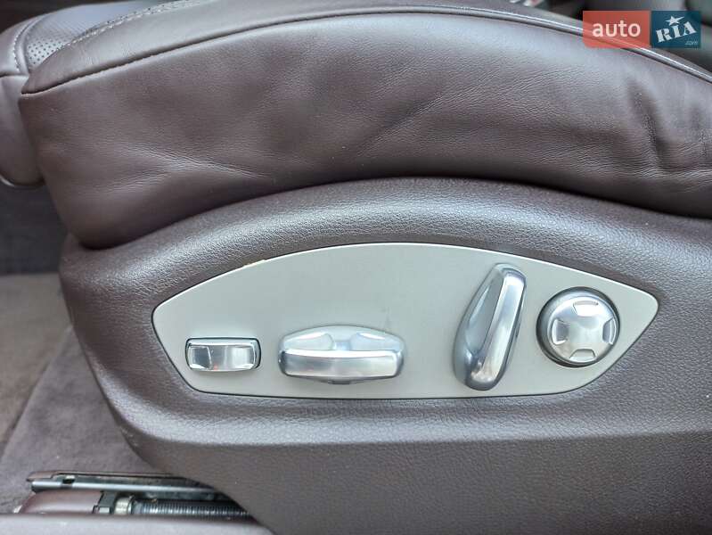 Внедорожник / Кроссовер Porsche Cayenne 2012 в Днепре фото 12 Внедорожник / Кроссовер Porsche Cayenne 2012 в Днепре