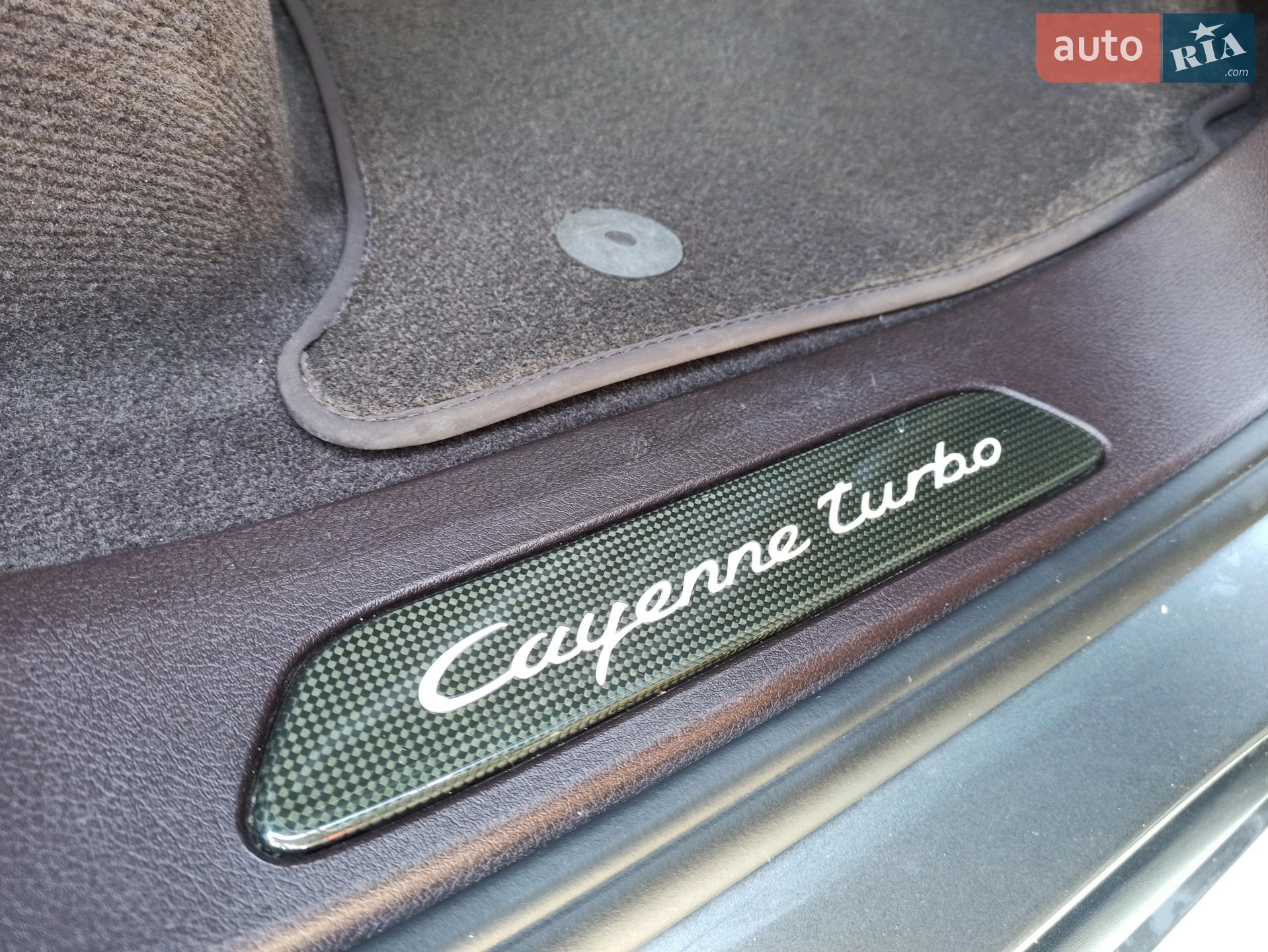 2012 Porsche Cayenne - мініатюра 20