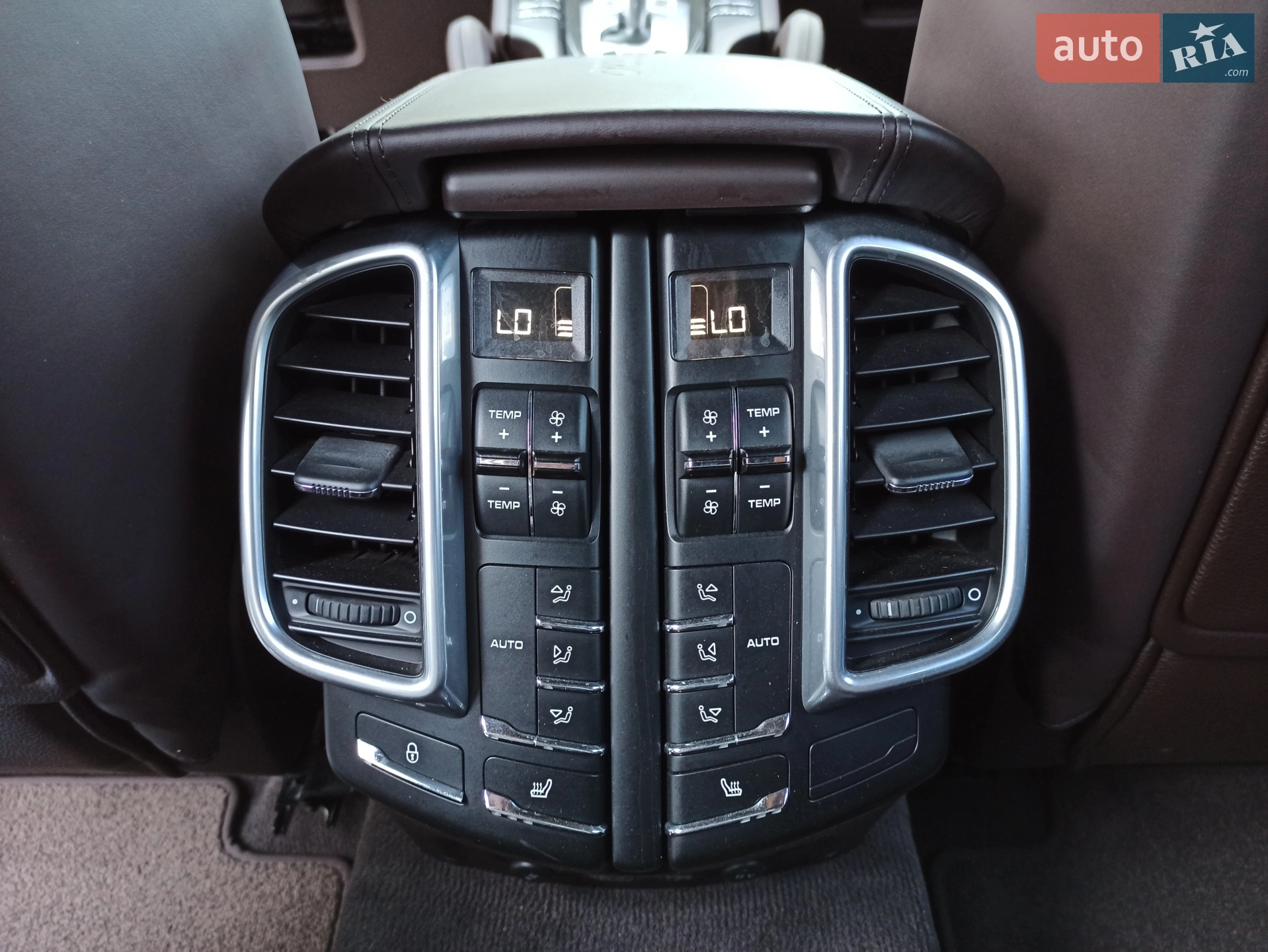 2012 Porsche Cayenne - мініатюра 24