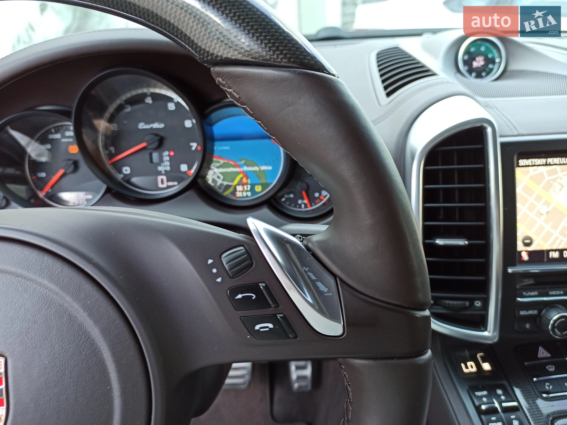 2012 Porsche Cayenne - мініатюра 42