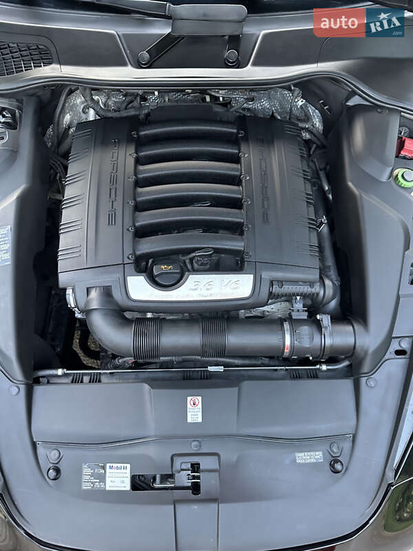 Внедорожник / Кроссовер Porsche Cayenne 2013 в Кривом Роге фото 24 Внедорожник / Кроссовер Porsche Cayenne 2013 в Кривом Роге