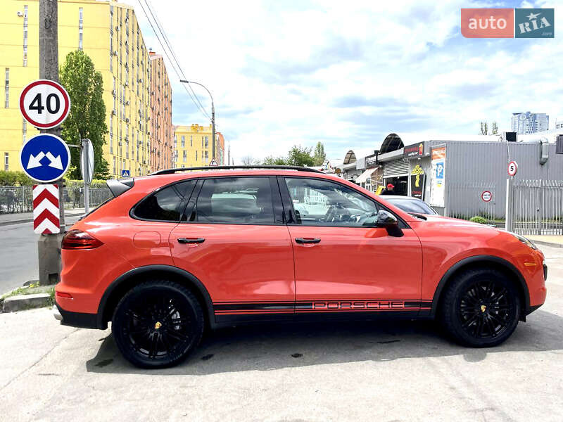 Внедорожник / Кроссовер Porsche Cayenne 2015 в Киеве фото 2 Внедорожник / Кроссовер Porsche Cayenne 2015 в Киеве