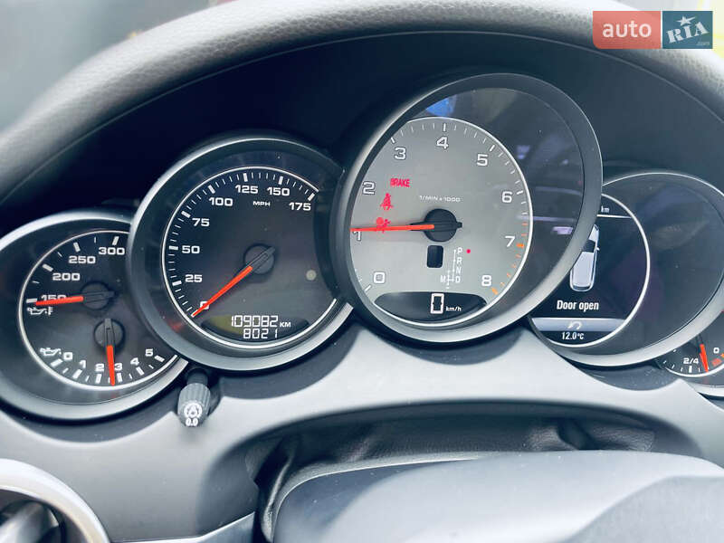 Внедорожник / Кроссовер Porsche Cayenne 2015 в Киеве фото 5 Внедорожник / Кроссовер Porsche Cayenne 2015 в Киеве