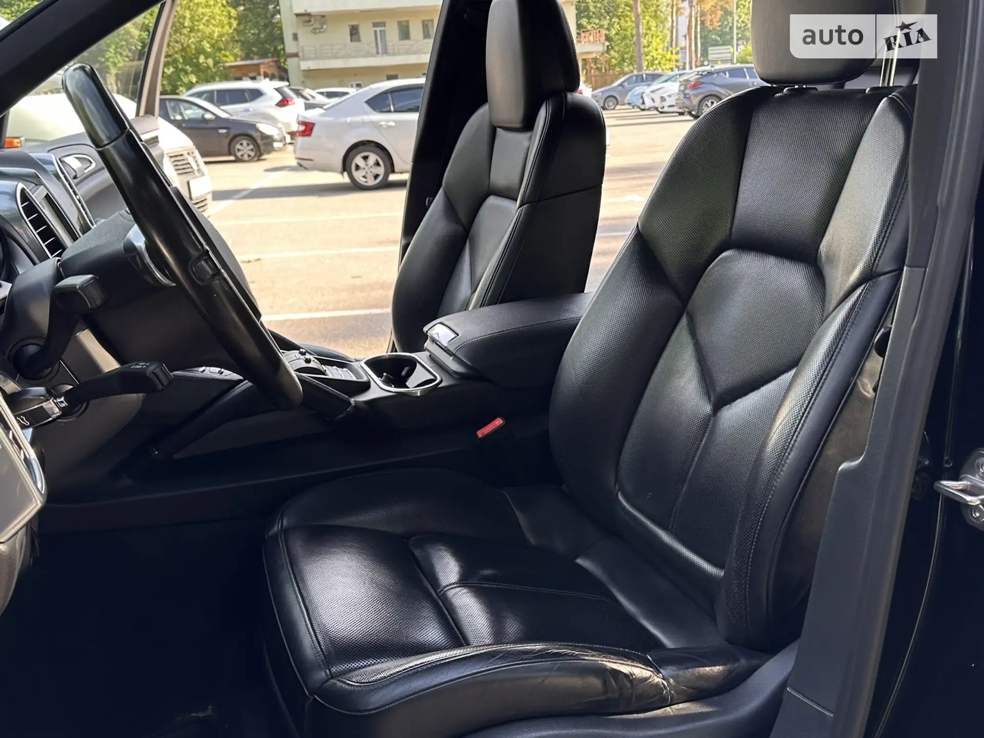 2012 Porsche Cayenne - мініатюра 9