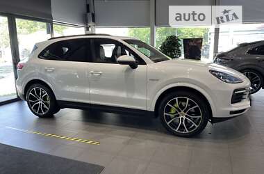 Внедорожник / Кроссовер Porsche Cayenne 2019 в Одессе