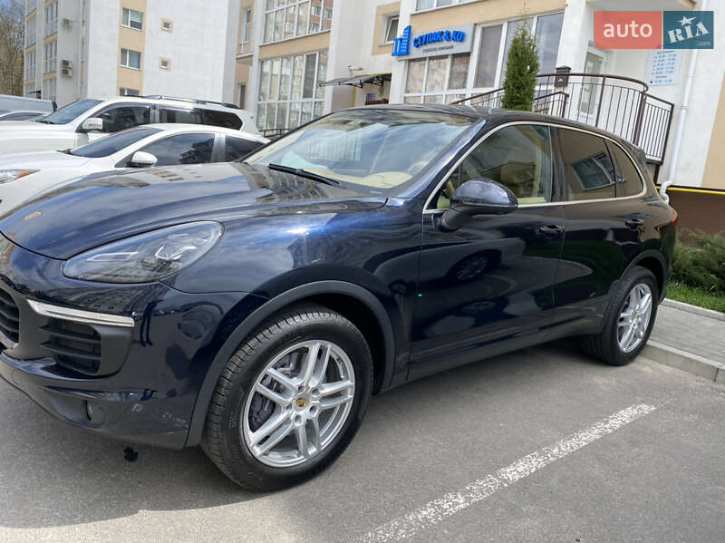 Porsche Cayenne 2015