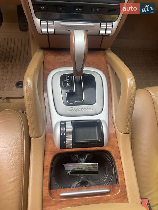 Внедорожник / Кроссовер Porsche Cayenne 2005 в Варве