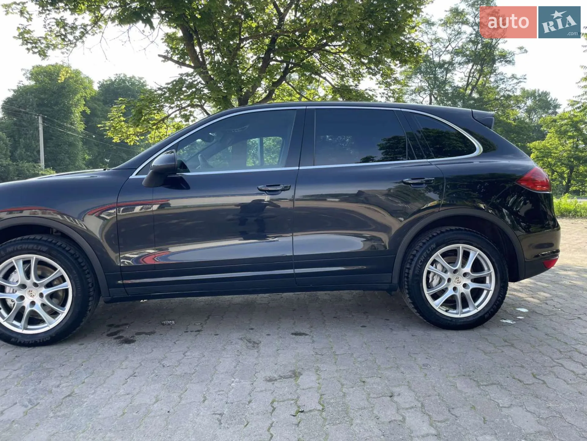 2010 Porsche Cayenne - мініатюра 3