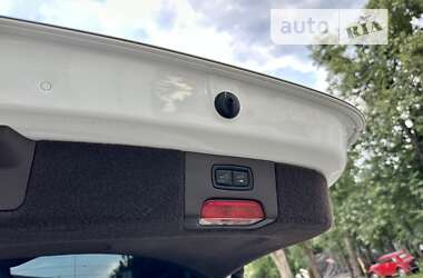 Позашляховик / Кросовер Porsche Cayenne 2012 в 