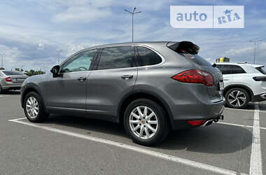 Внедорожник / Кроссовер Porsche Cayenne 2013 в Киеве