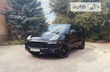 Внедорожник / Кроссовер Porsche Cayenne 2015 в Киеве