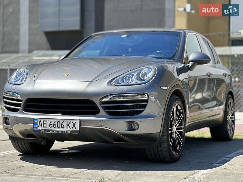 Позашляховик / Кросовер Porsche Cayenne 2012 в Кривому Розі