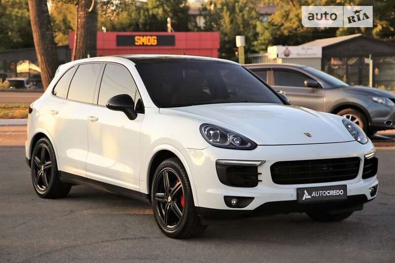 Внедорожник / Кроссовер Porsche Cayenne 2013 в Харькове