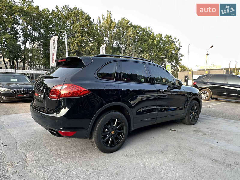 Позашляховик / Кросовер Porsche Cayenne 2010 в Вінниці