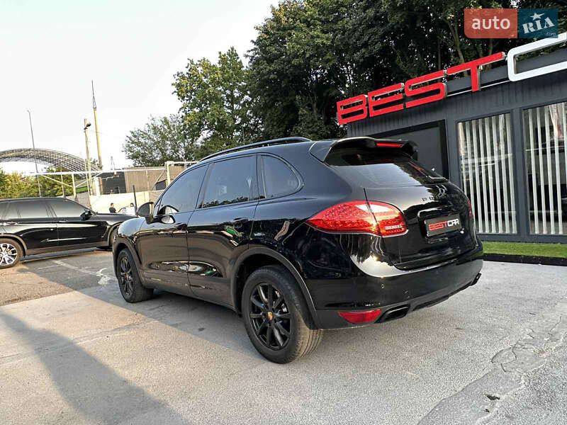 Позашляховик / Кросовер Porsche Cayenne 2010 в Вінниці