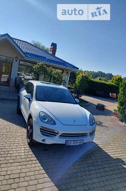 Позашляховик / Кросовер Porsche Cayenne 2014 в Долині