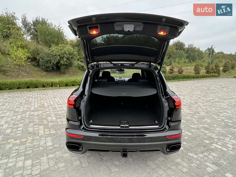 Внедорожник / Кроссовер Porsche Cayenne 2015 в Тернополе фото 9 Внедорожник / Кроссовер Porsche Cayenne 2015 в Тернополе