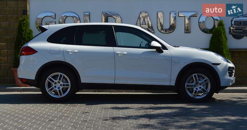 Внедорожник / Кроссовер Porsche Cayenne 2012 в Одессе